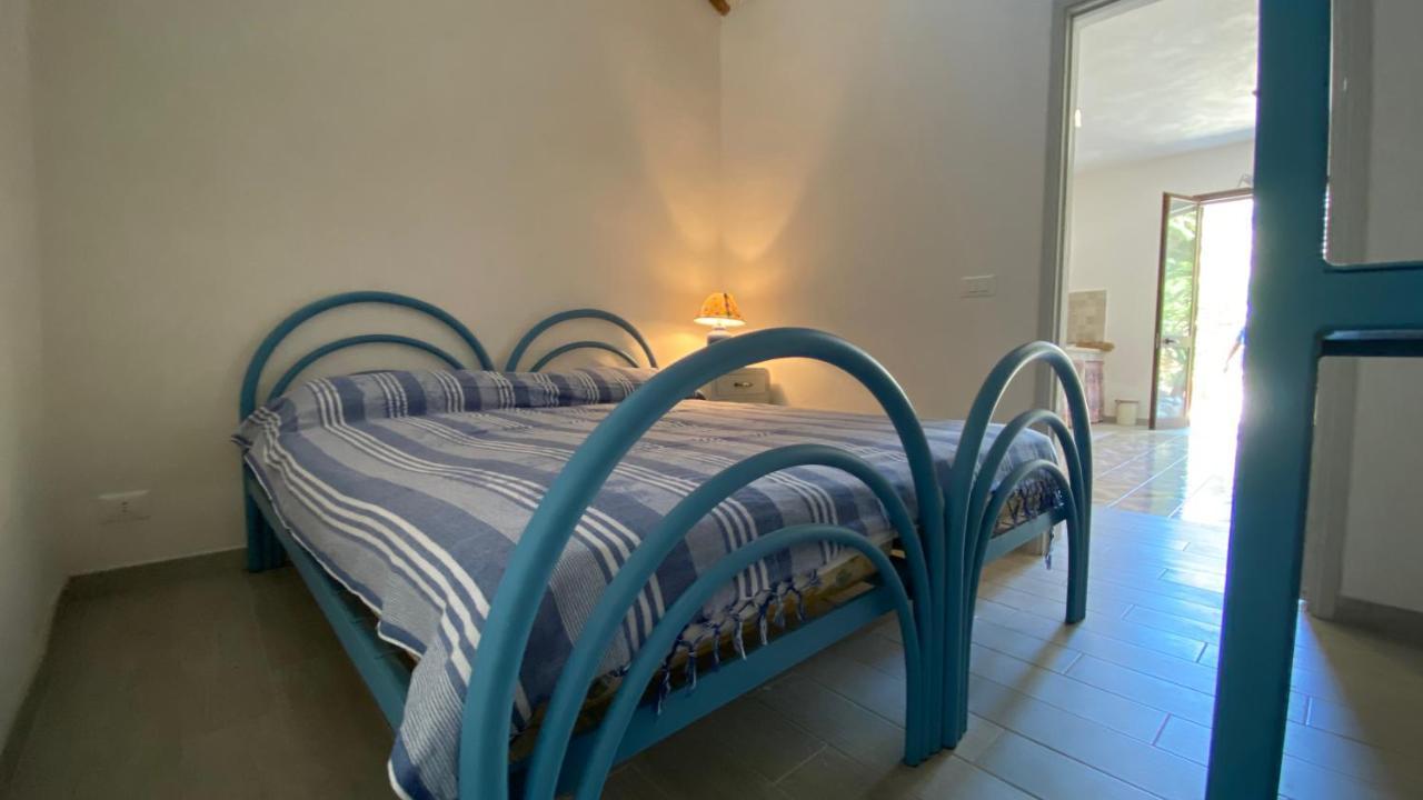 Kleines Refugium Unter Palmen. Apartment Custonaci Exterior photo